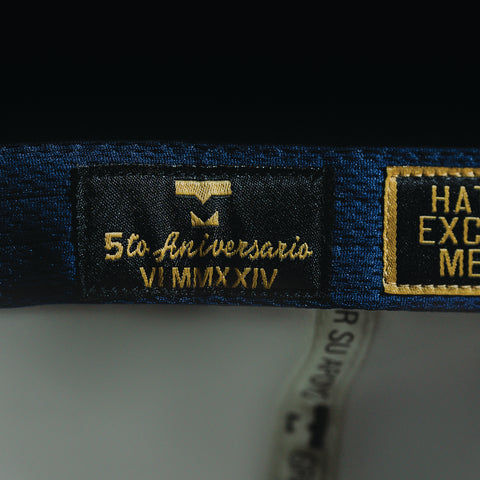 5to Aniversario Beige / Navy Blue Edition