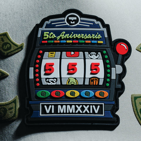5to Aniversario Beige / Navy Blue Edition
